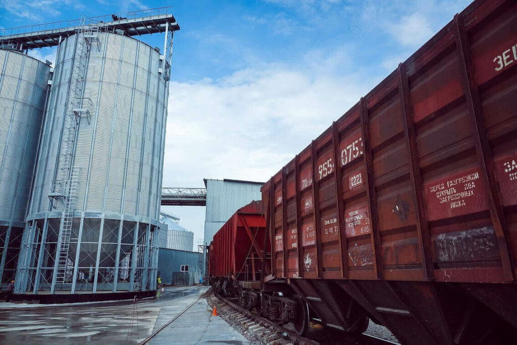 ODESA MEGA-PORTS SLOW DOWN GRAIN UNLOADING, WHILE DANUBE PORTS FACE LOWER TRAFFIC 