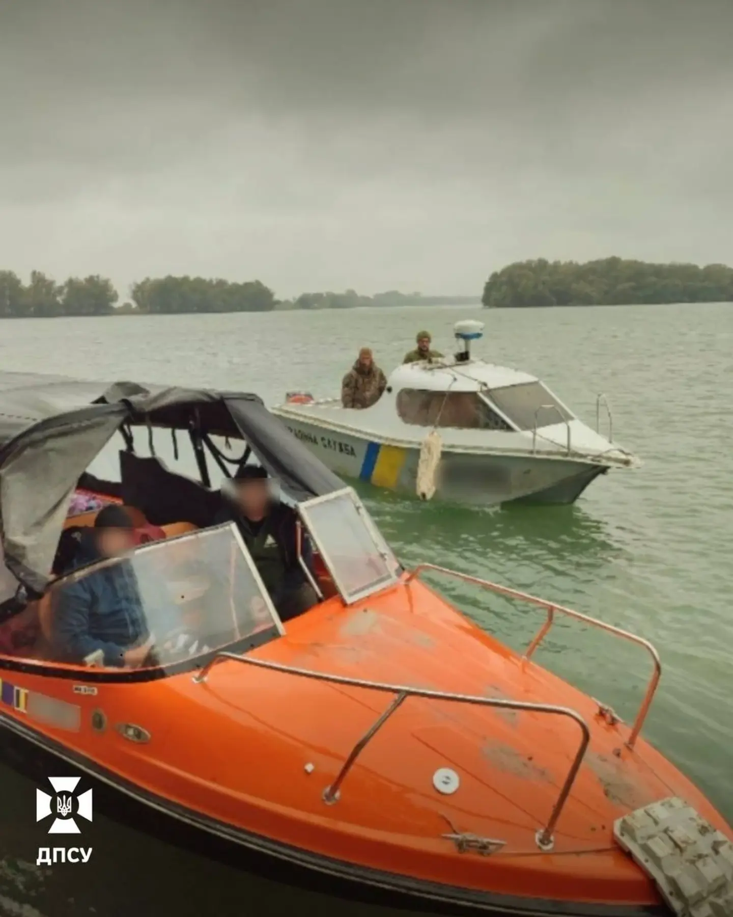 Two Romanian boats violated Ukraine’s border on the Danube – State Border Guard Service