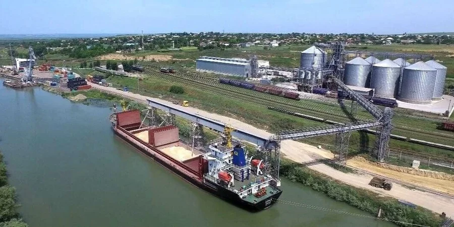 Через молдавський порт на Дунаї тепер прямують не зернові, а військові вантажі