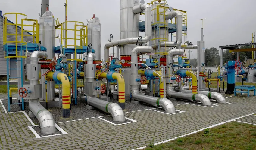 Запаси газу в Європі стрімко скорочуються через морози