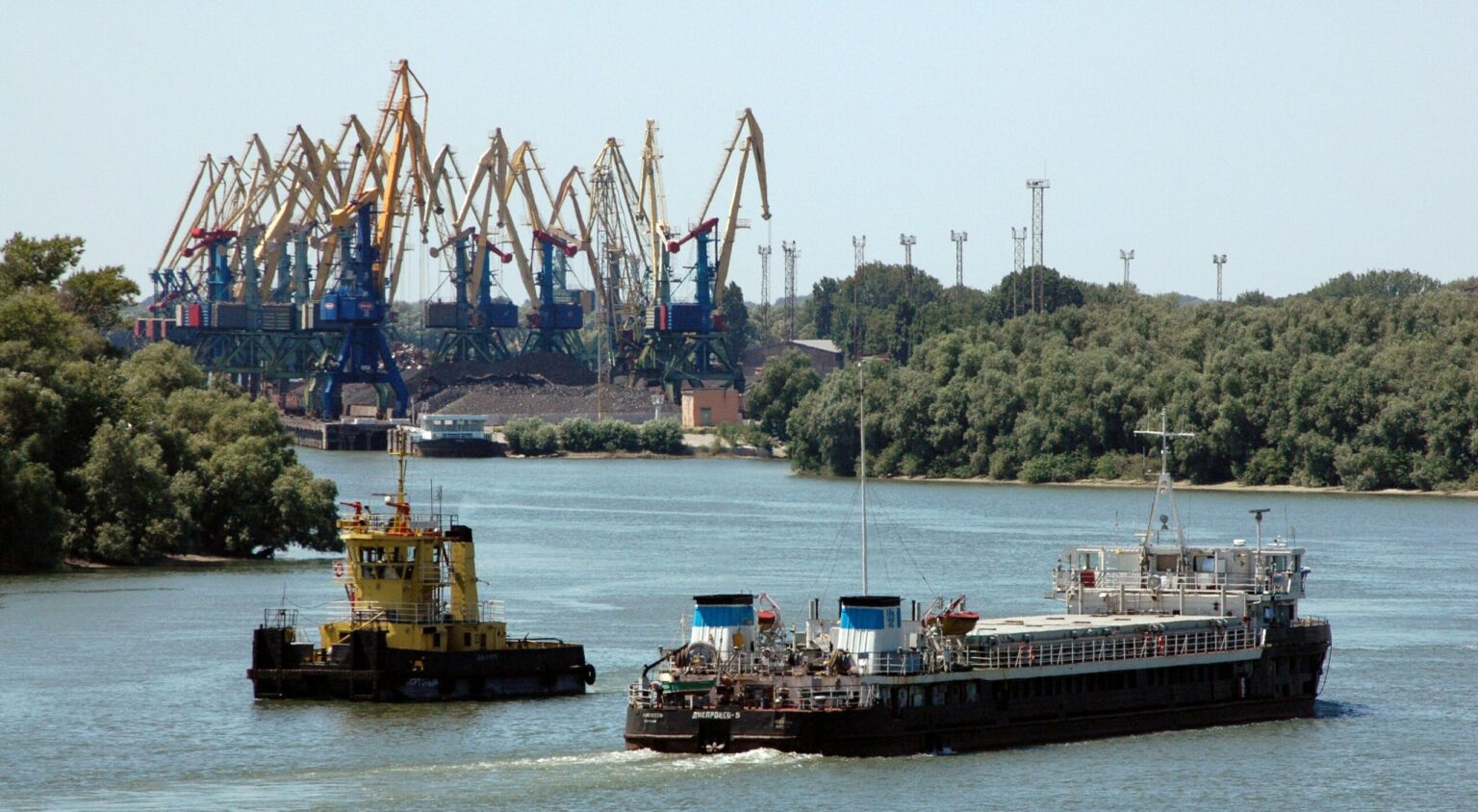 Маловоддя Дунаю та зростання цін у Європі створюють ризики дефіциту дизельного пального в Україні